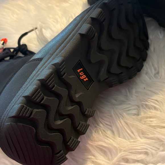 Lugz Women's Black Winter Boots - Picture 5 of 7